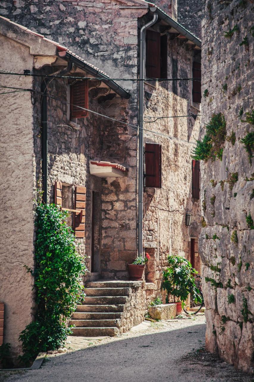 Mon Perin Castrum - Apartman Valentina Bale Exteriér fotografie